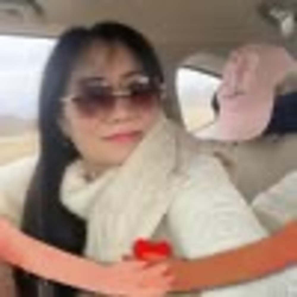 Meet your Posher, Thuy
